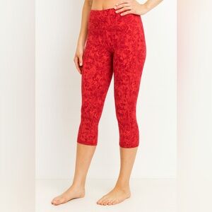 Under Armour SMALL Capri Leggings